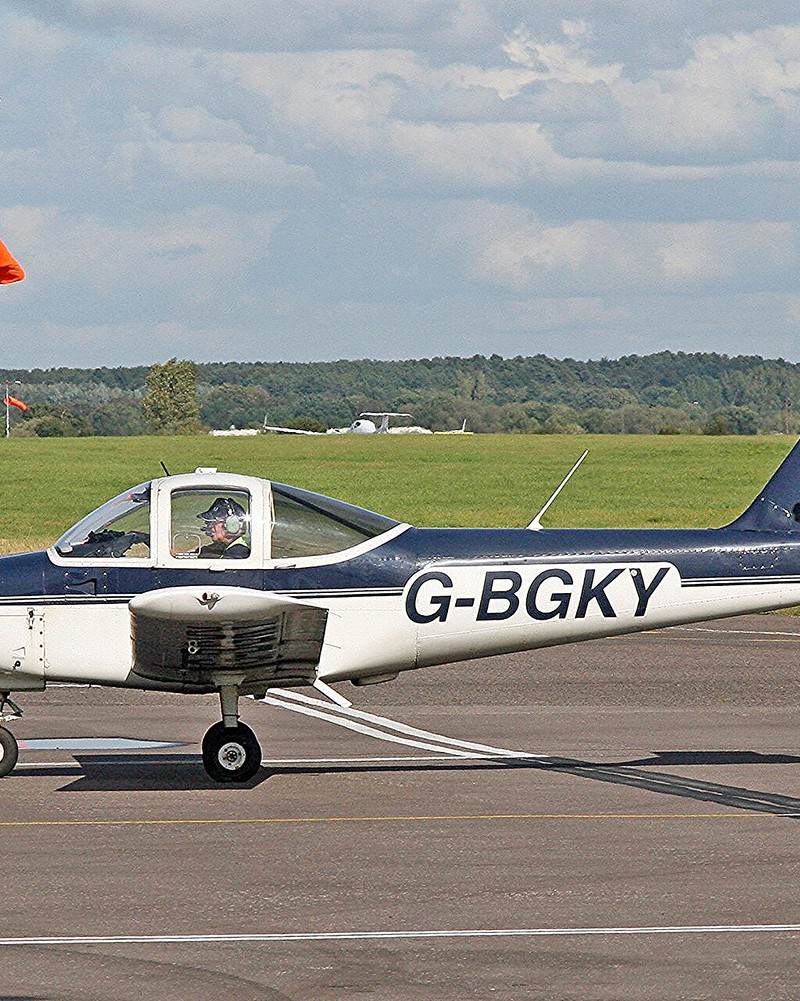 G-BGKY - Piper
