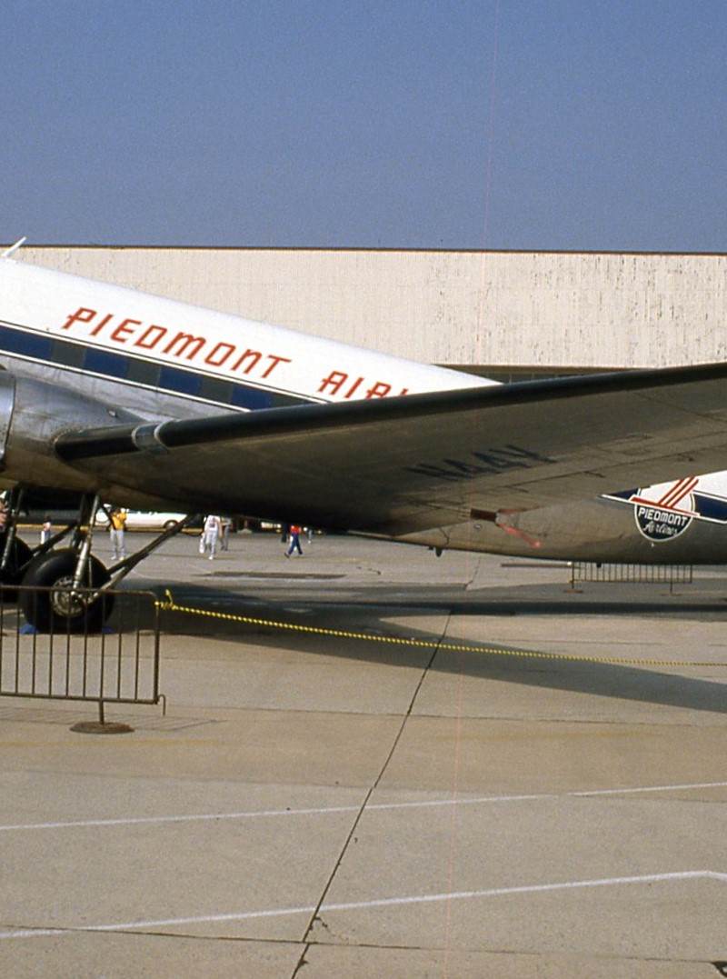 N44V - Douglas