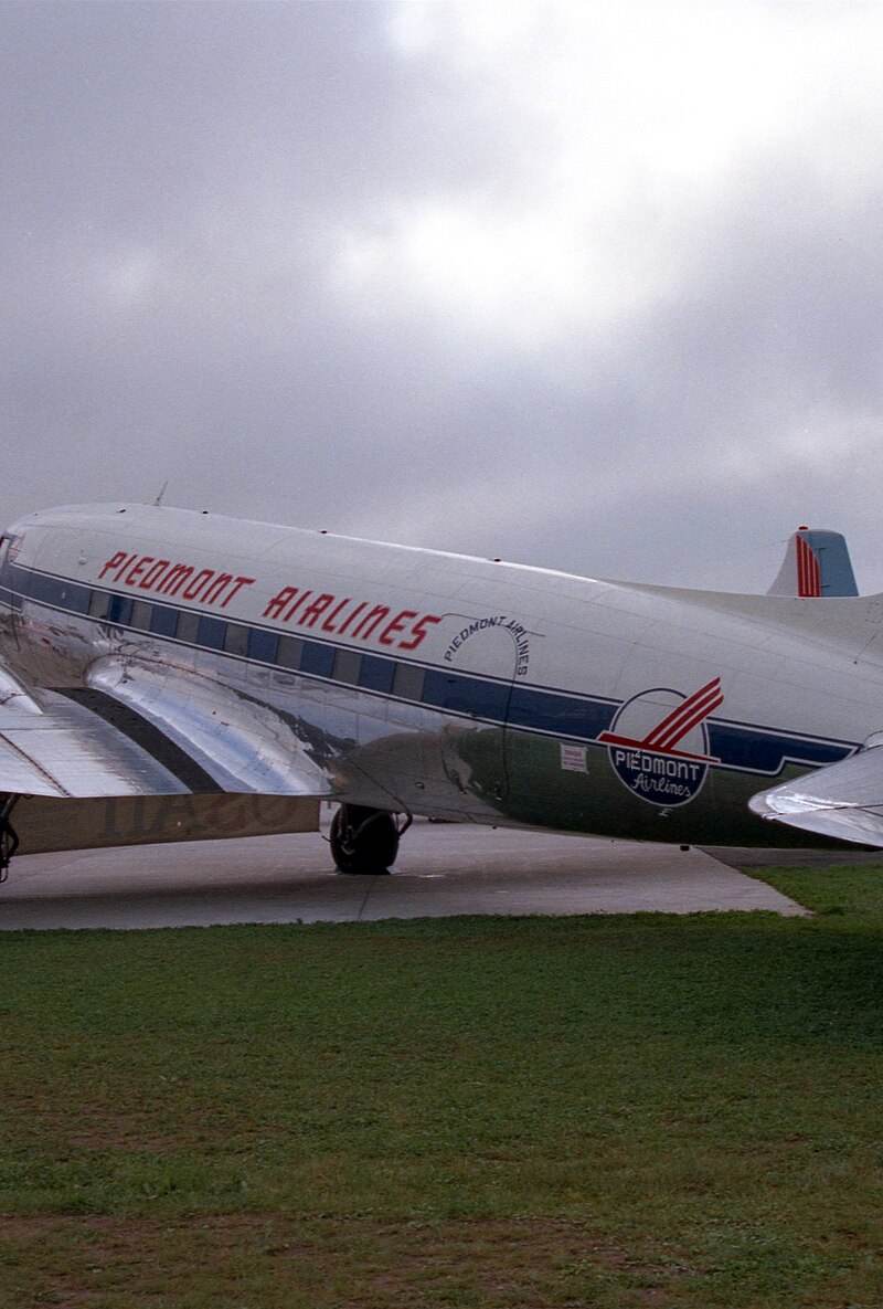 N44V - Douglas