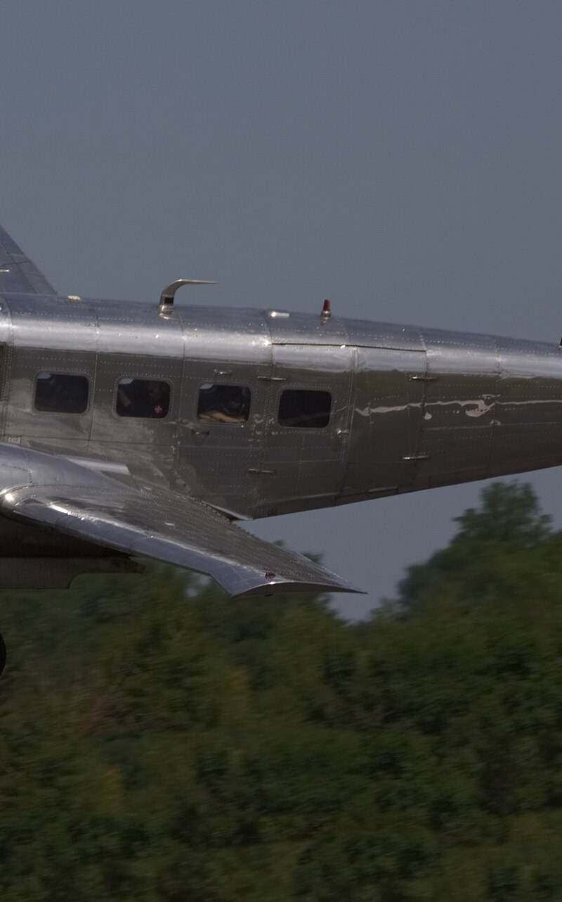 N45CF - Beechcraft