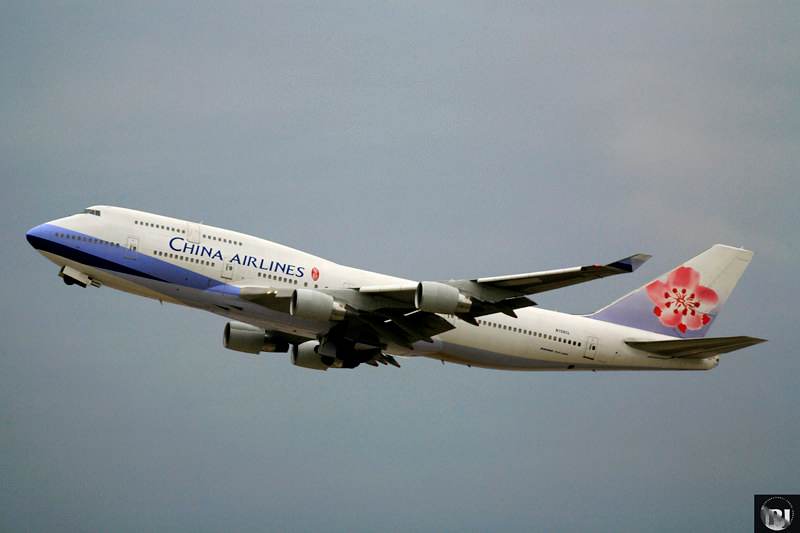 N168CL - Boeing