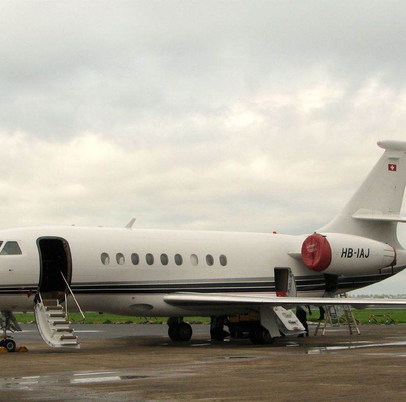 HB-IAJ - Business jet