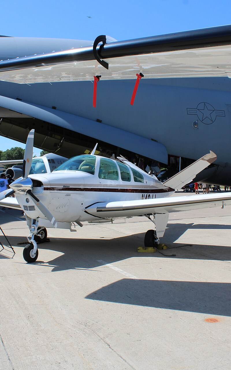 N46JJ - Beechcraft