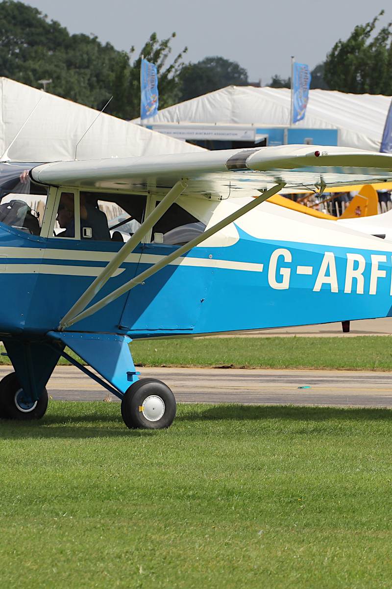 G-ARFD - Piper
