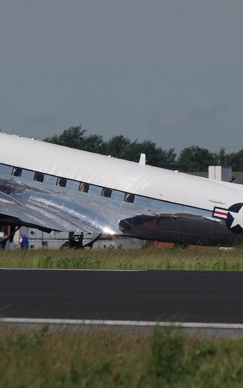 N47E - Douglas