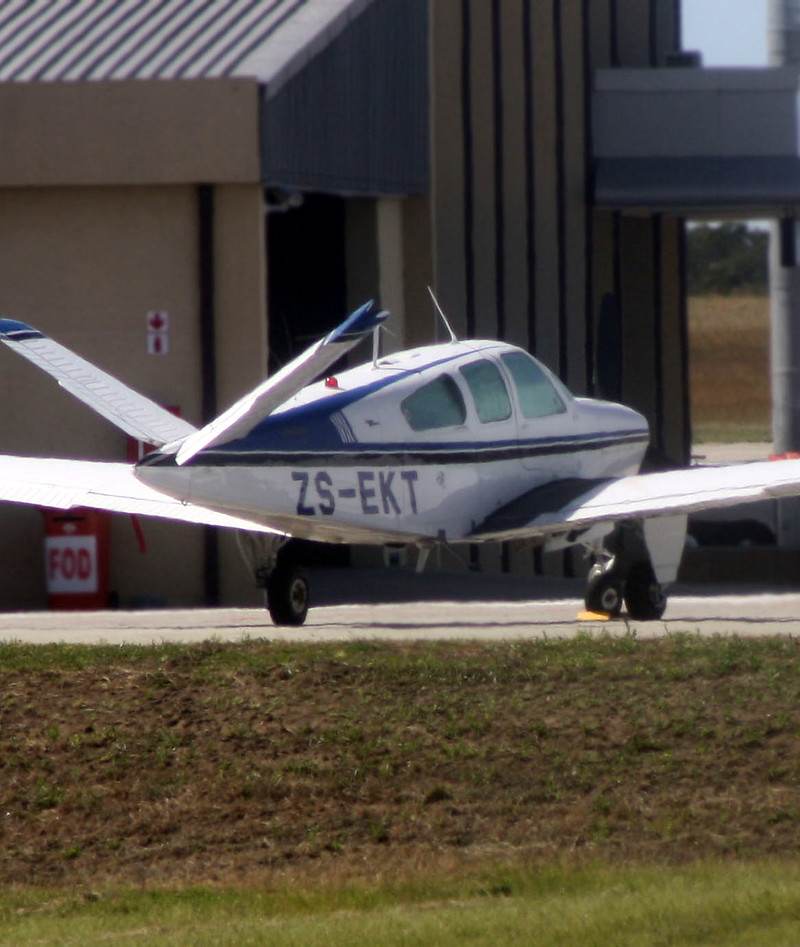ZS-EKT - Beechcraft