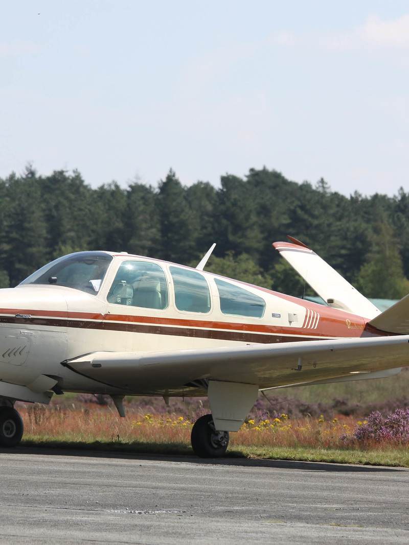 N3BR - Beechcraft