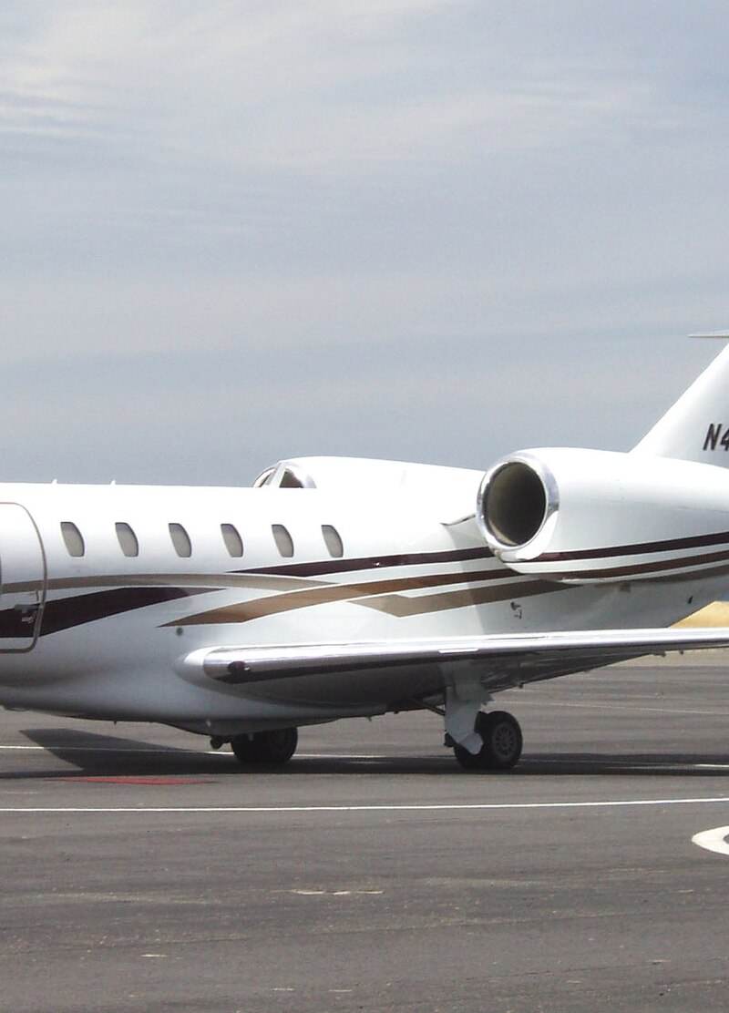 N48HF - Business jet