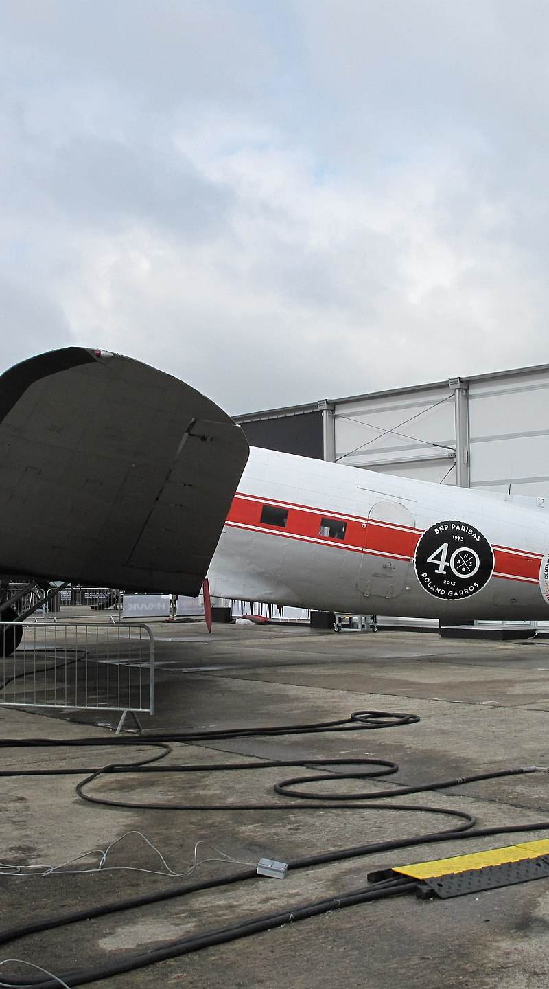 N49AG - Douglas