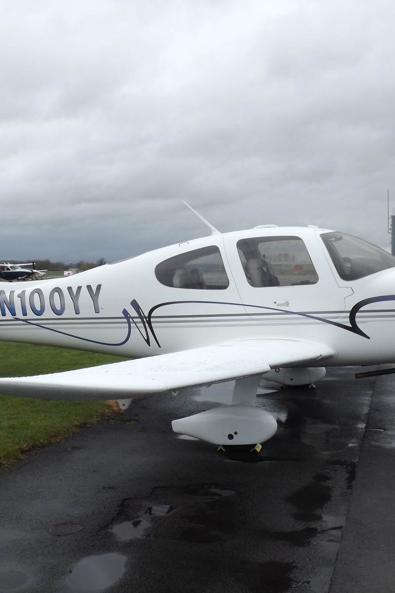 N100YY - Cirrus