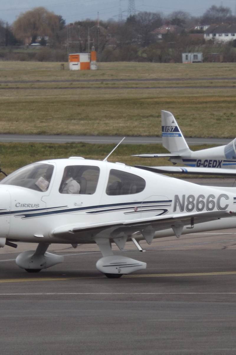 N866C - Cirrus