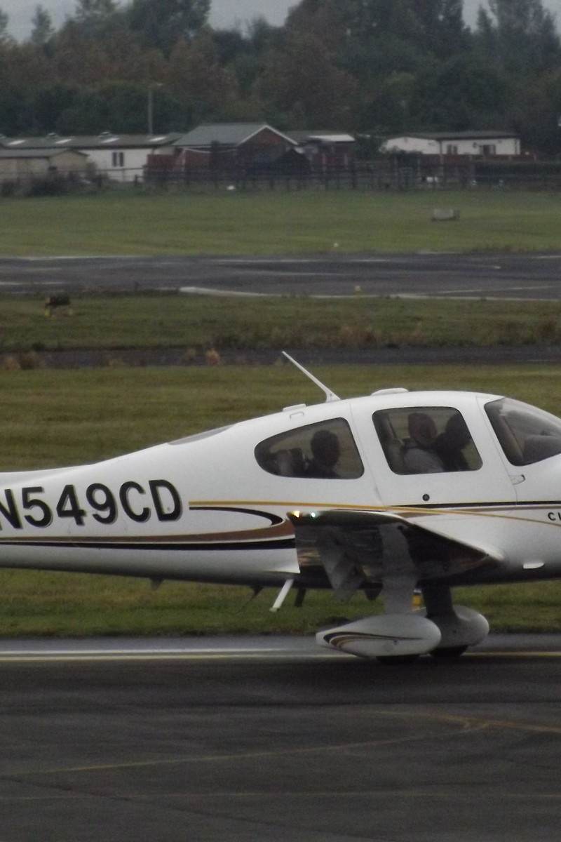 N549CD - Cirrus