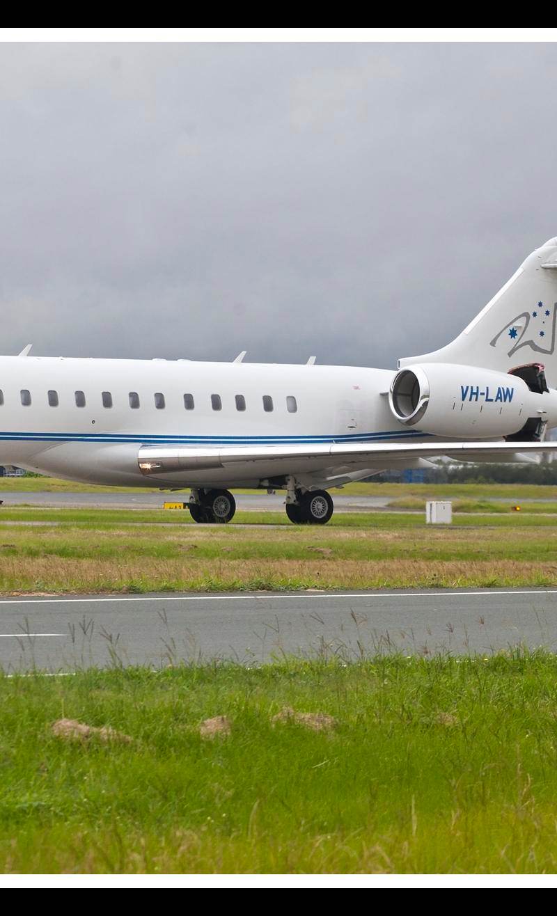 VH-LAW - Business jet