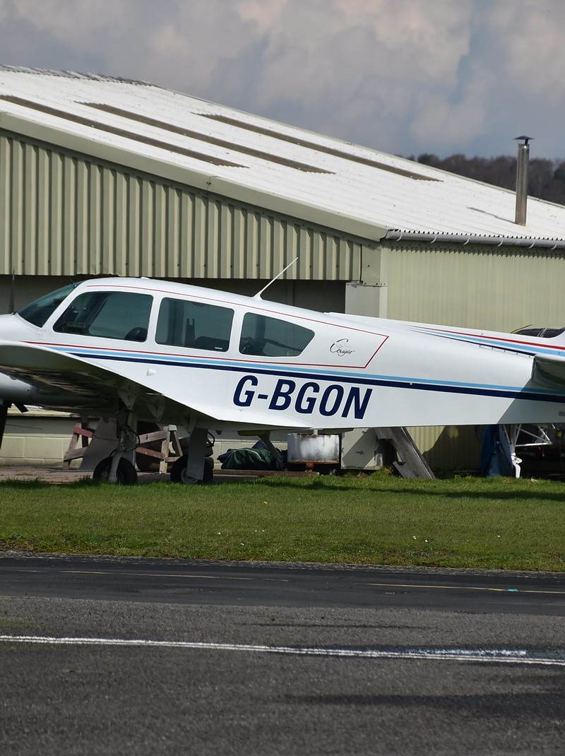 G-BGON - Twin-engine aircraft