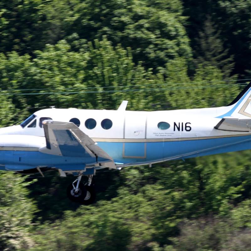 N16 - Beechcraft