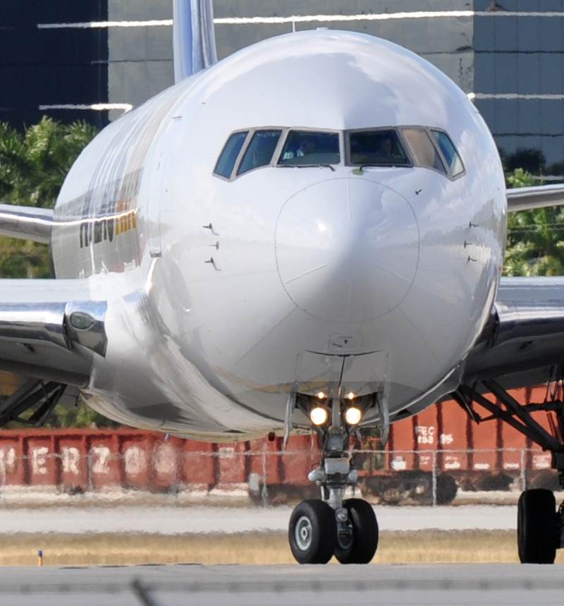 N641GT - Twin-engine aircraft