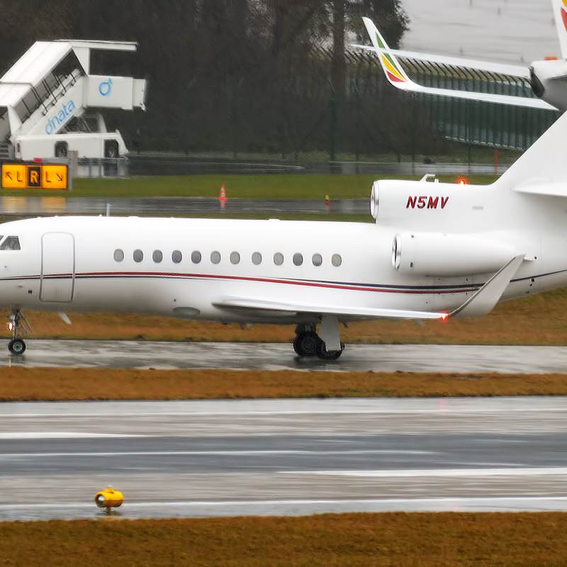 N5MV - Business jet