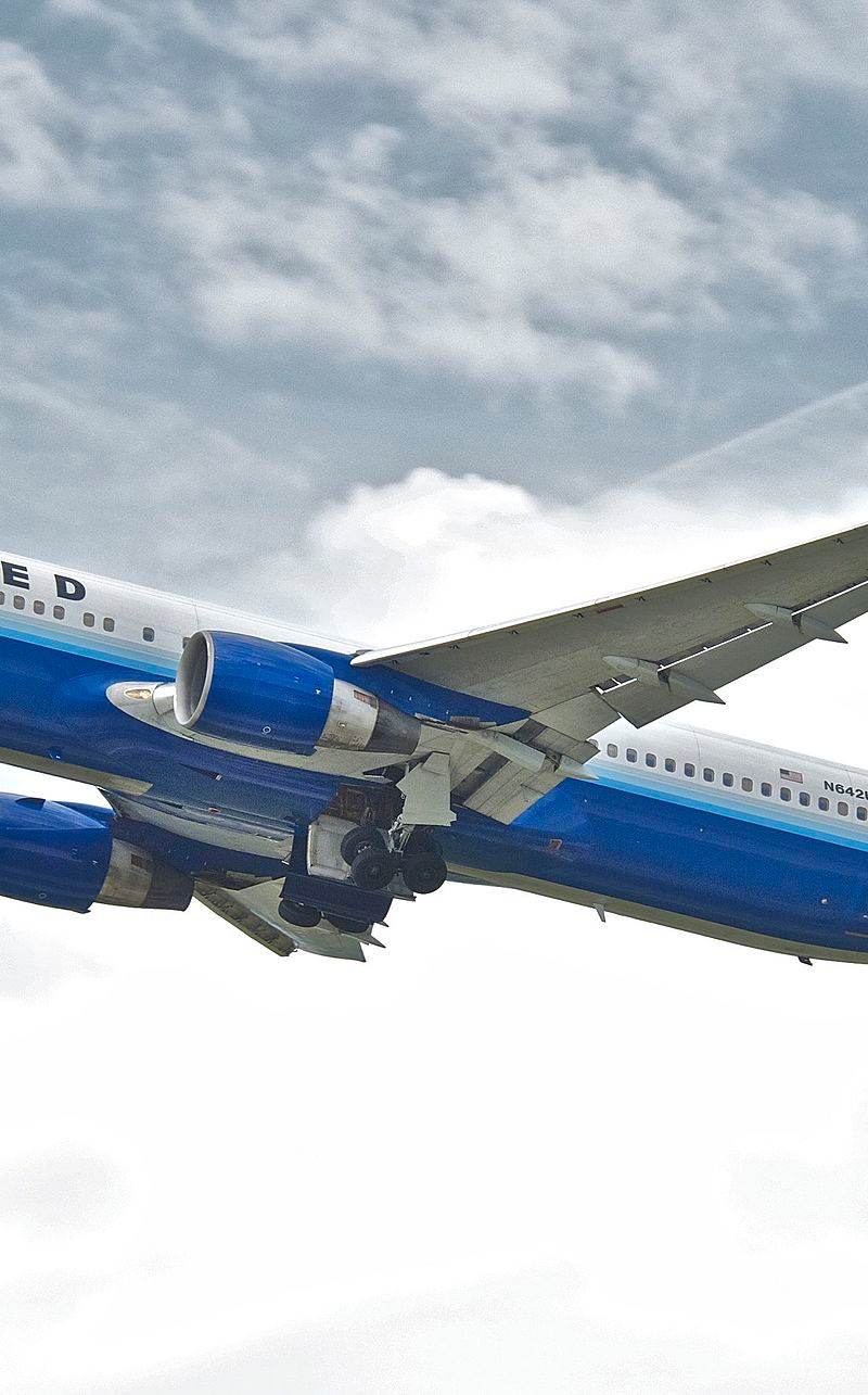 N642UA - Boeing