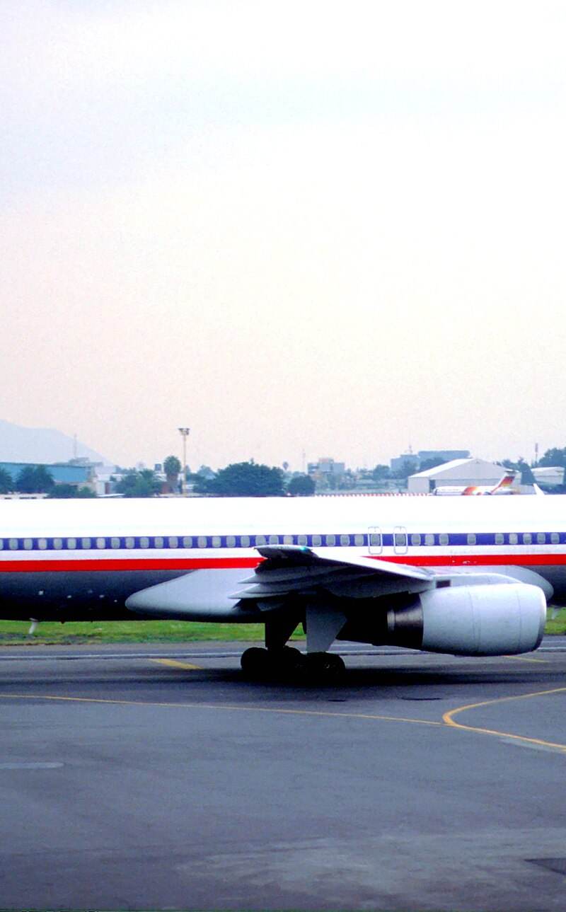 N643AA - Boeing
