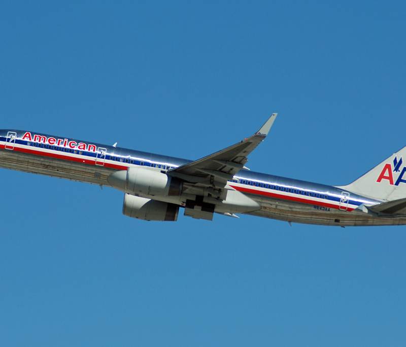 N643AA - Boeing