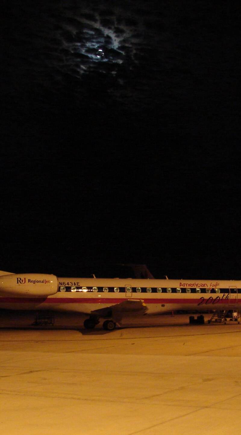 N643AE - Aircraft
