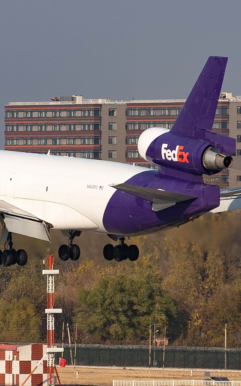 N643FE - Douglas