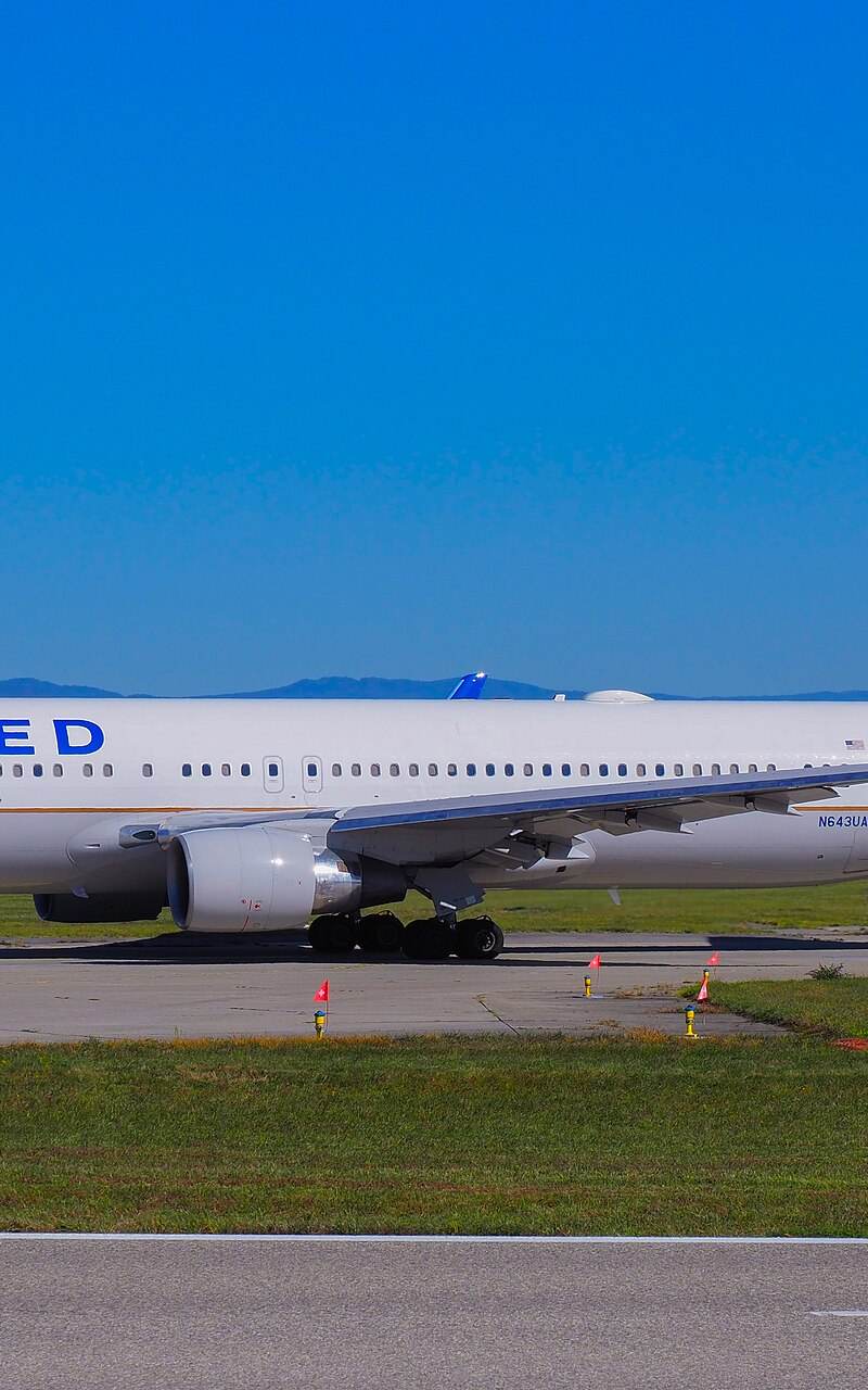 N643UA - Boeing