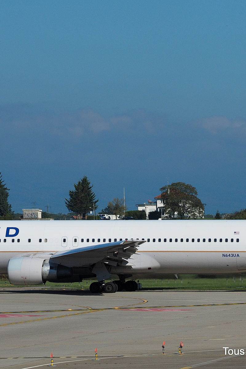 N643UA - Boeing