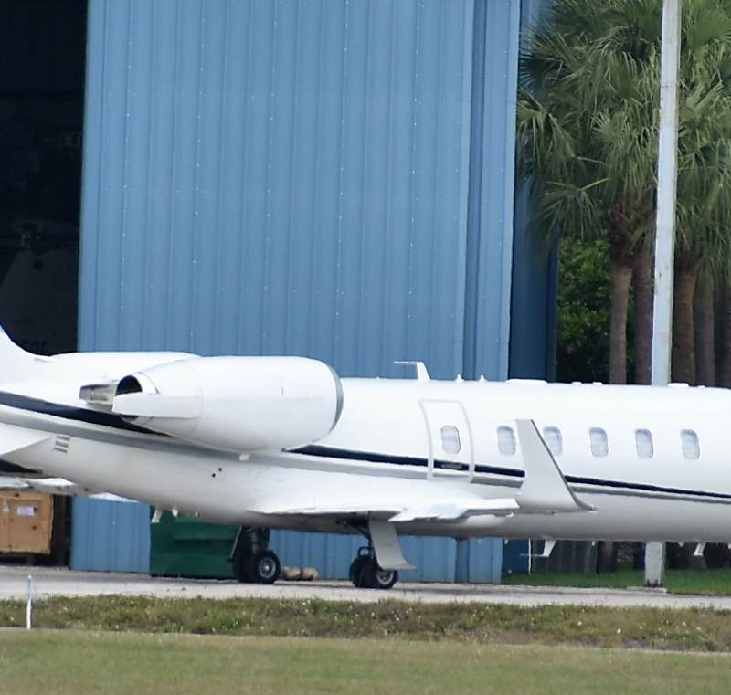 N60GF - Business jet