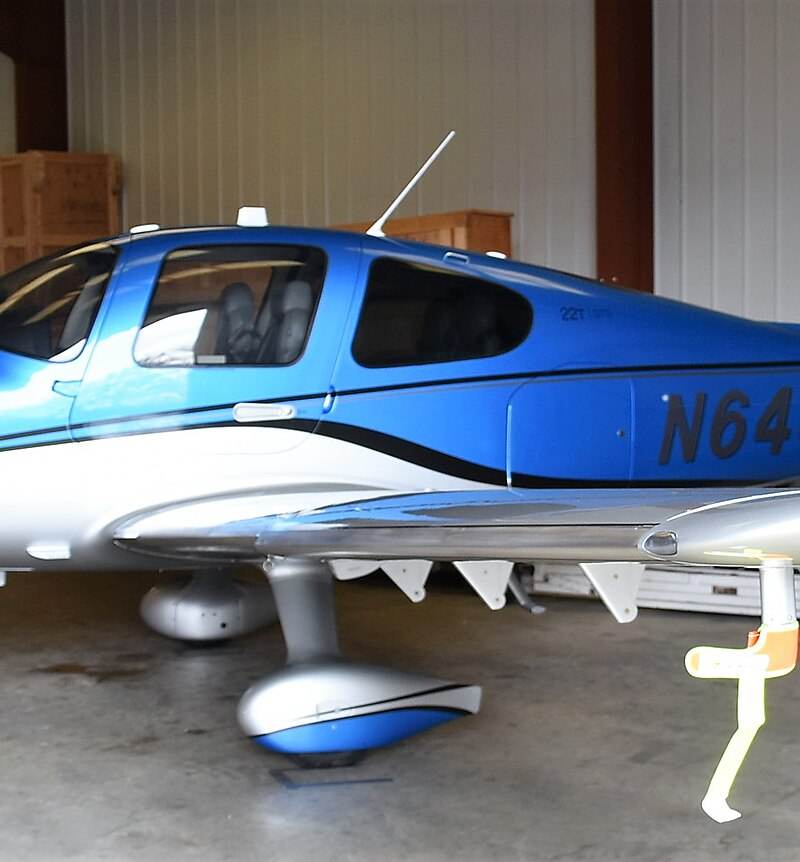 N644MW - Cirrus