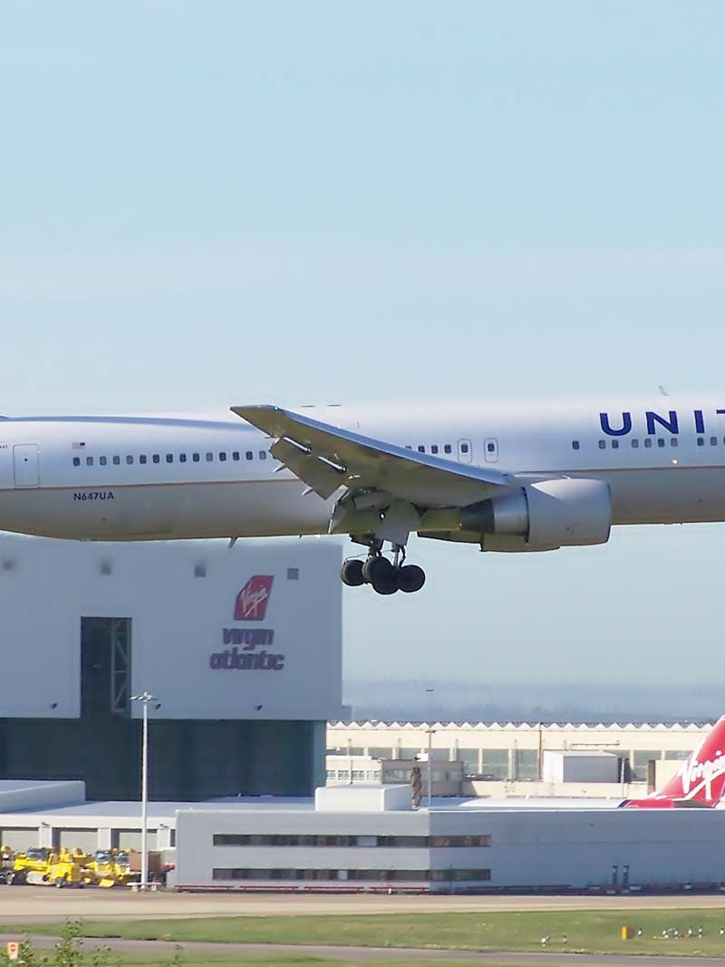 N647UA - Boeing