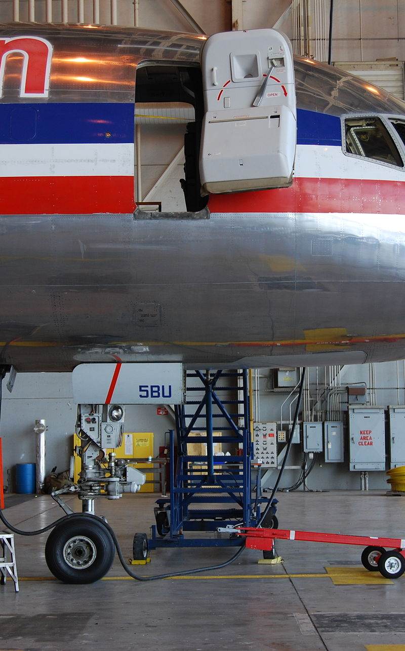 N648AA - Aircraft