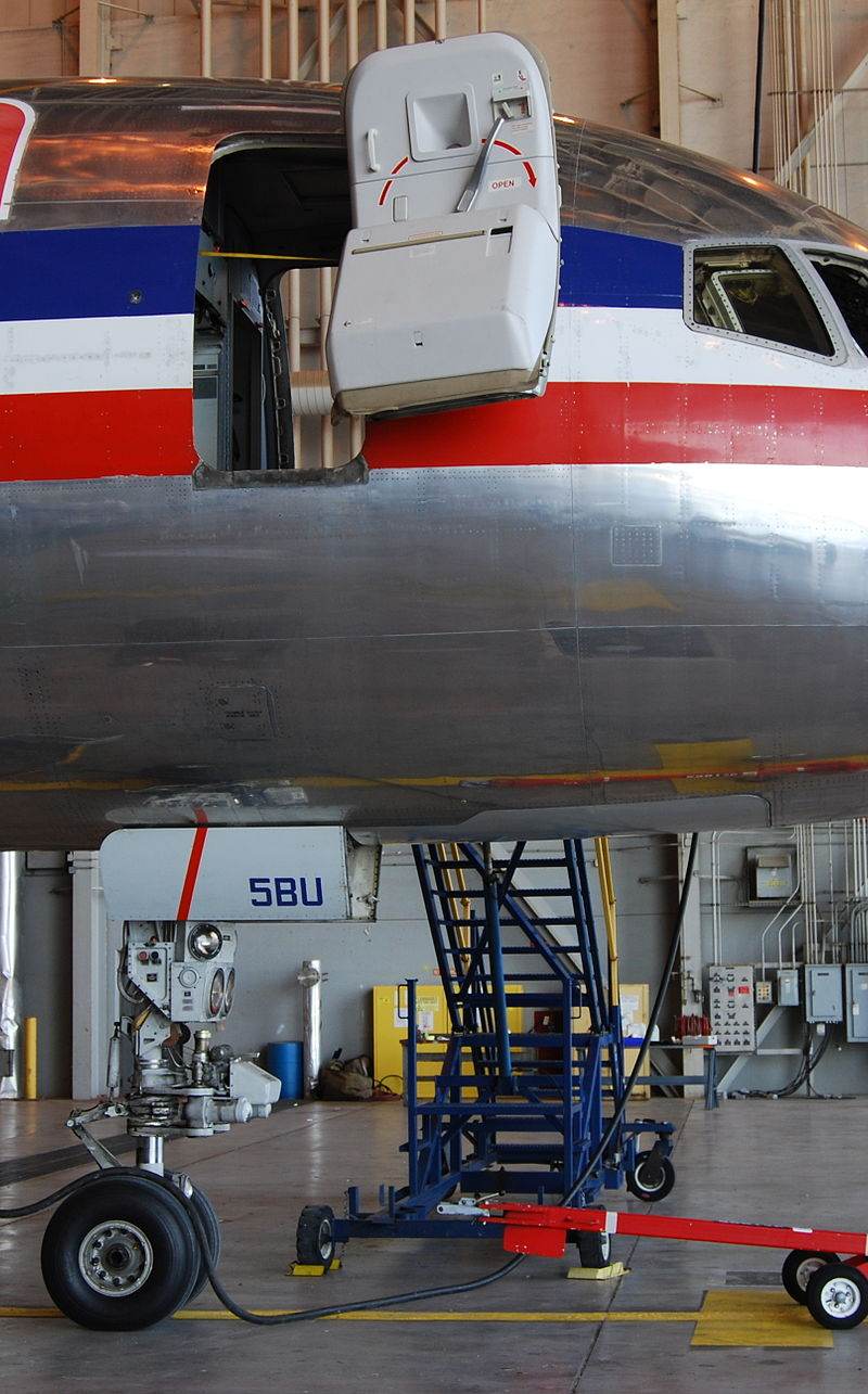 N648AA - Aircraft