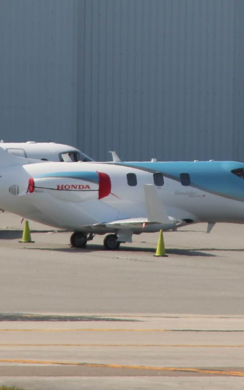 N60KM - Business jet