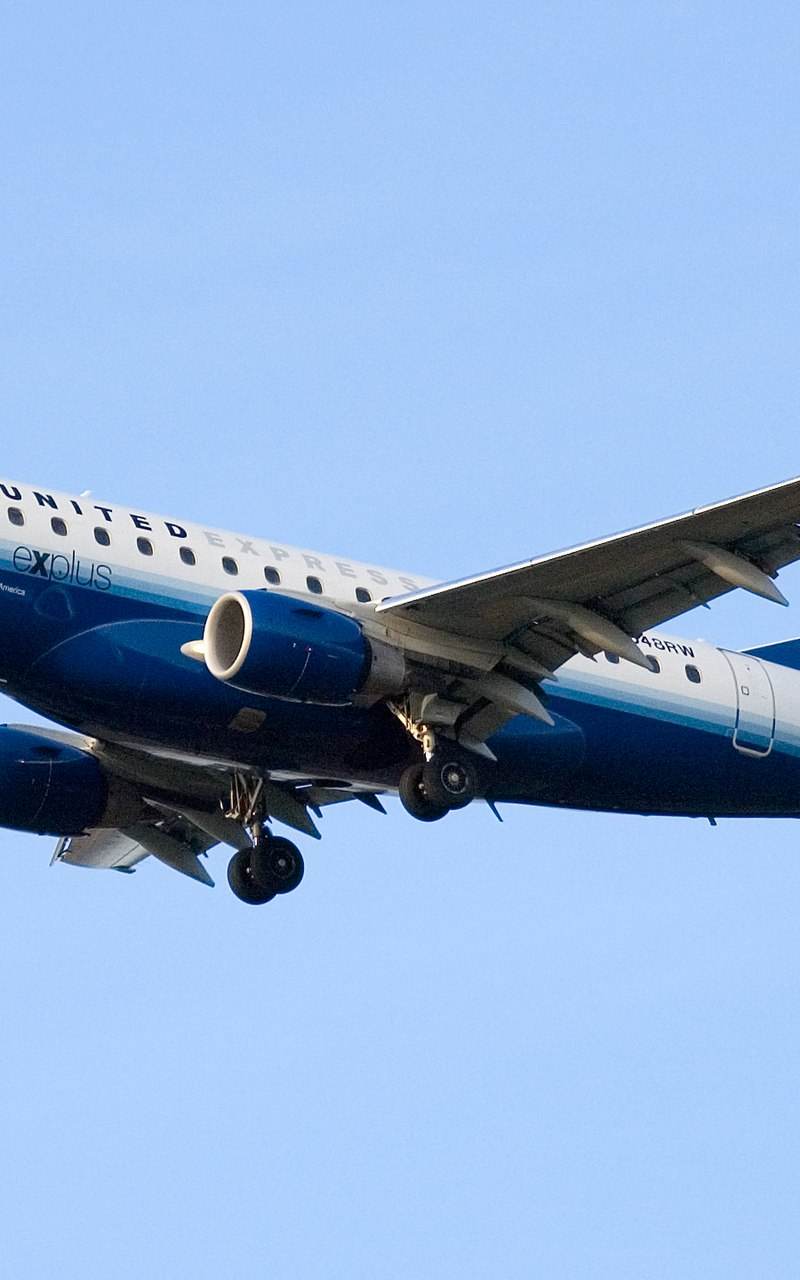 N648RW - Embraer