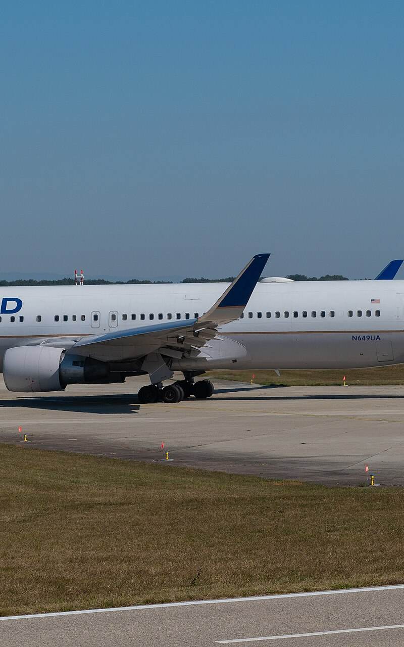 N649UA - Boeing