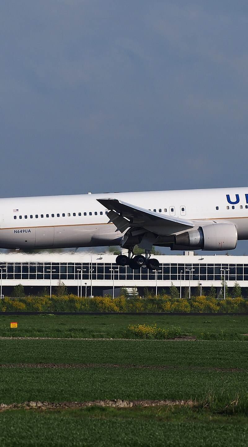 N649UA - Boeing