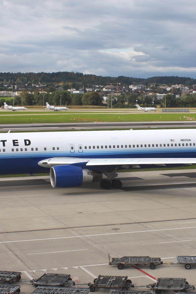N651UA - Boeing