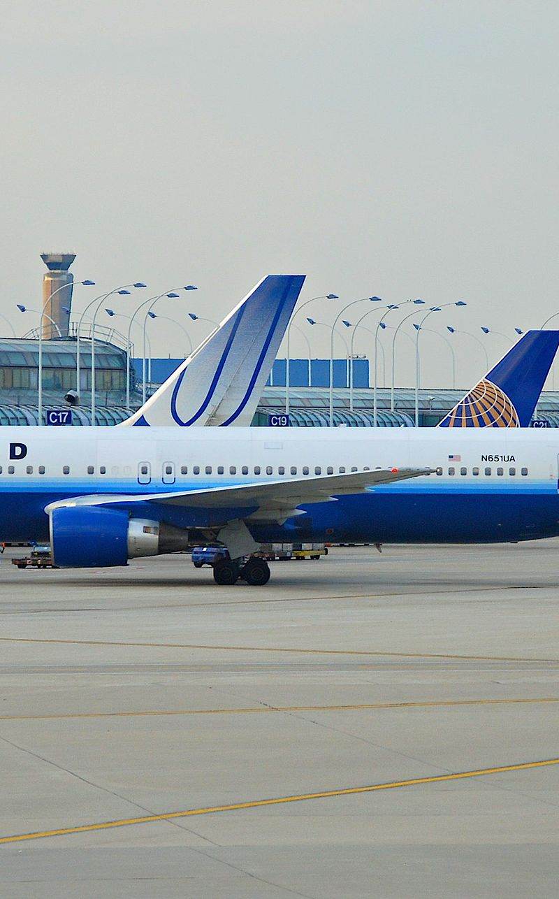 N651UA - Aircraft
