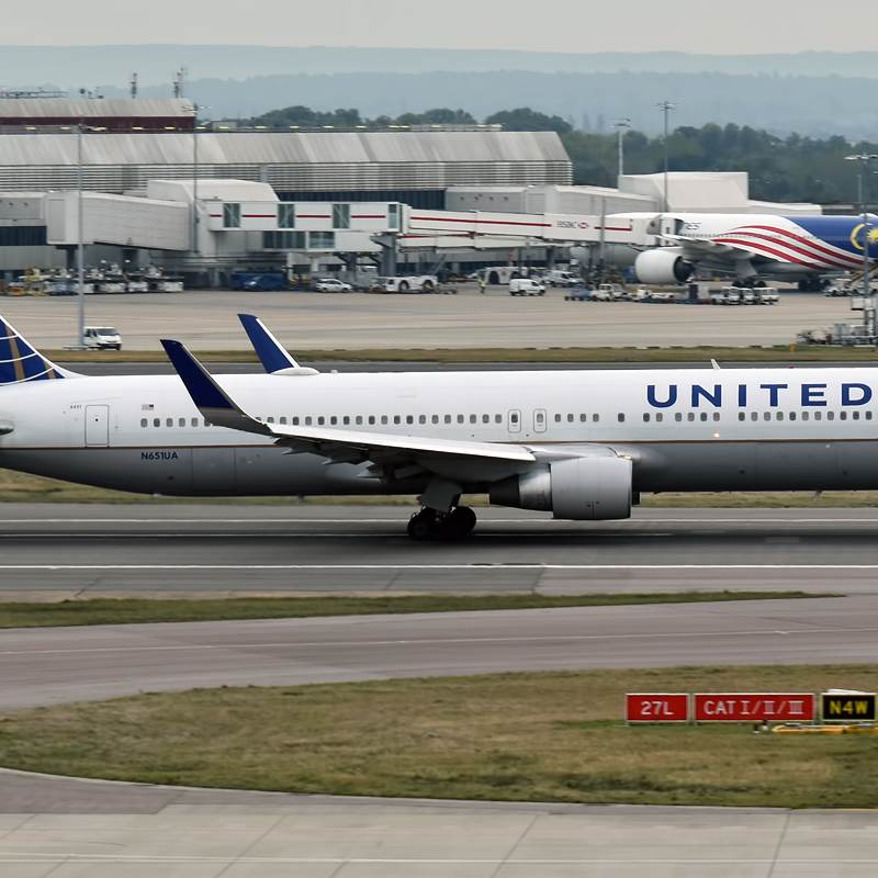 N651UA - Boeing