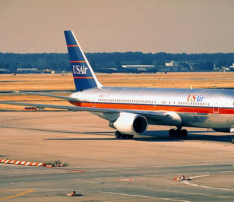 N651US - Twin-engine aircraft