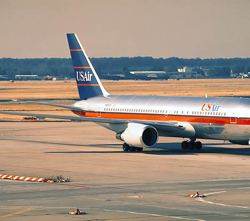 N651US - Twin-engine aircraft