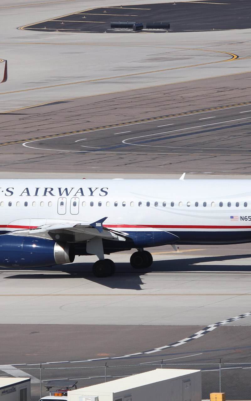 N652AW - Aircraft