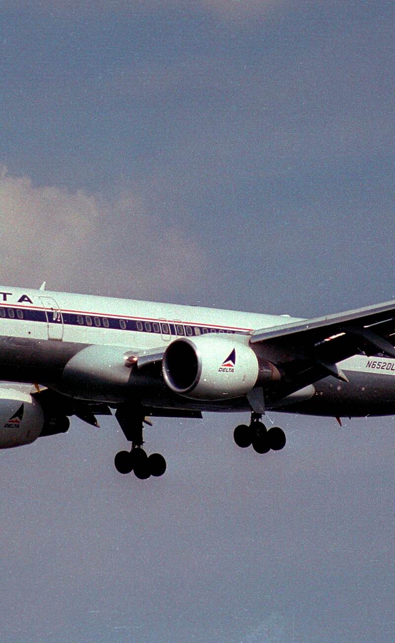 N652DL - Boeing