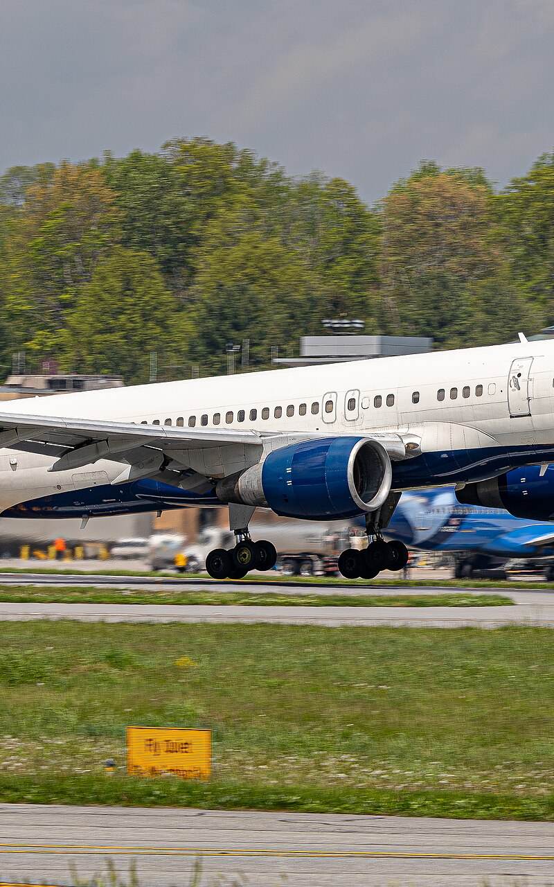 N652DL - Boeing