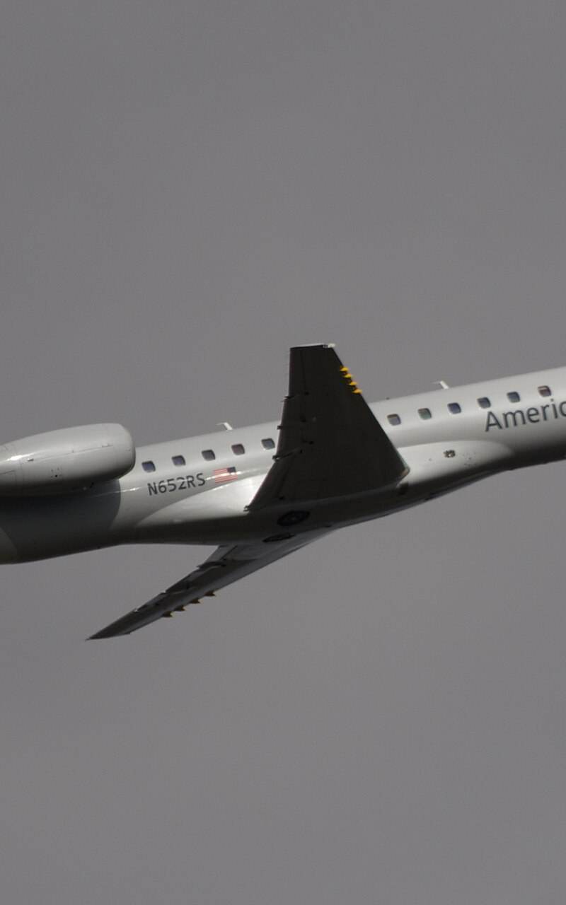 N652RS - Embraer