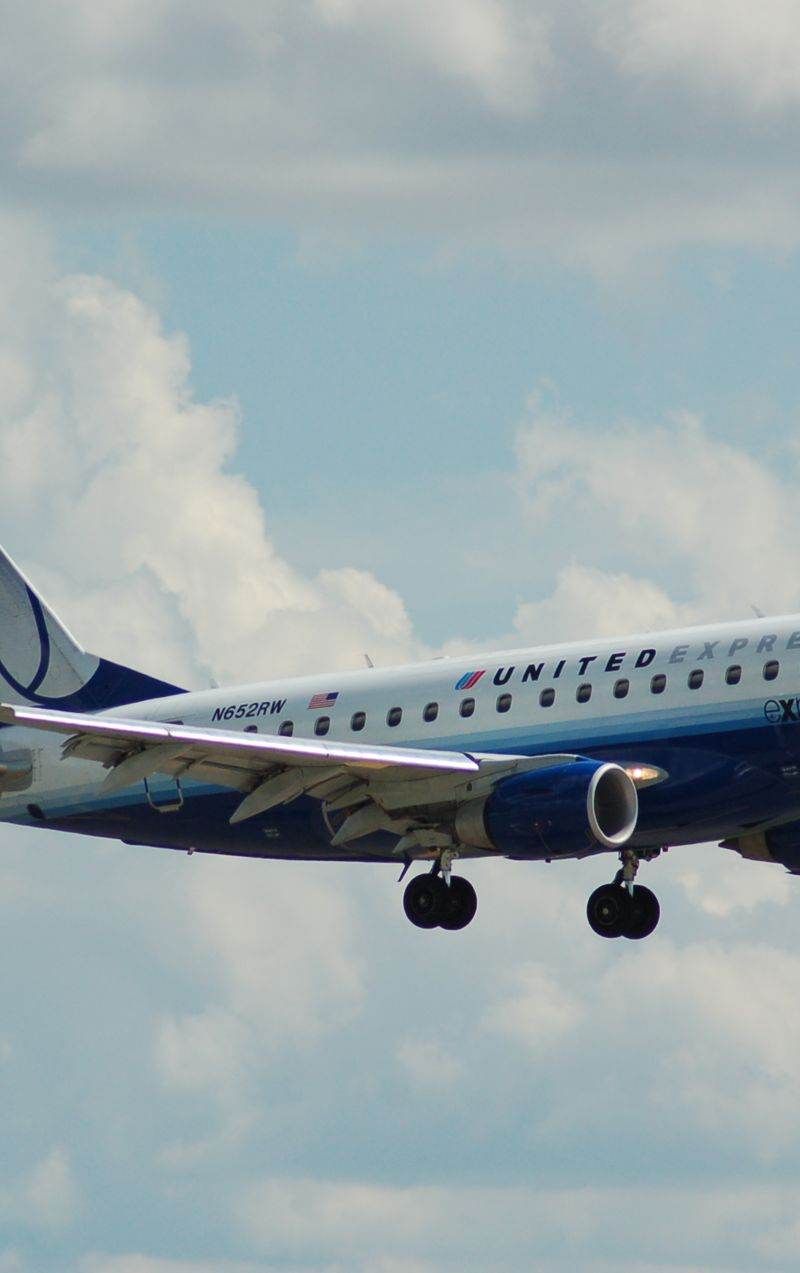 N652RW - Twin-engine aircraft