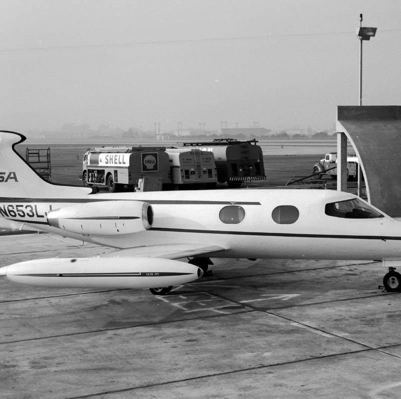 N653LJ - Business jet