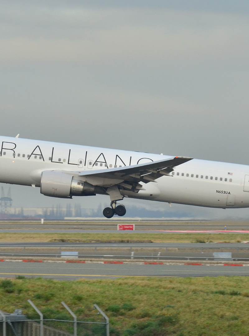 N653UA - Boeing