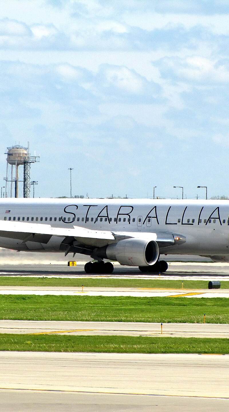 N653UA - Boeing